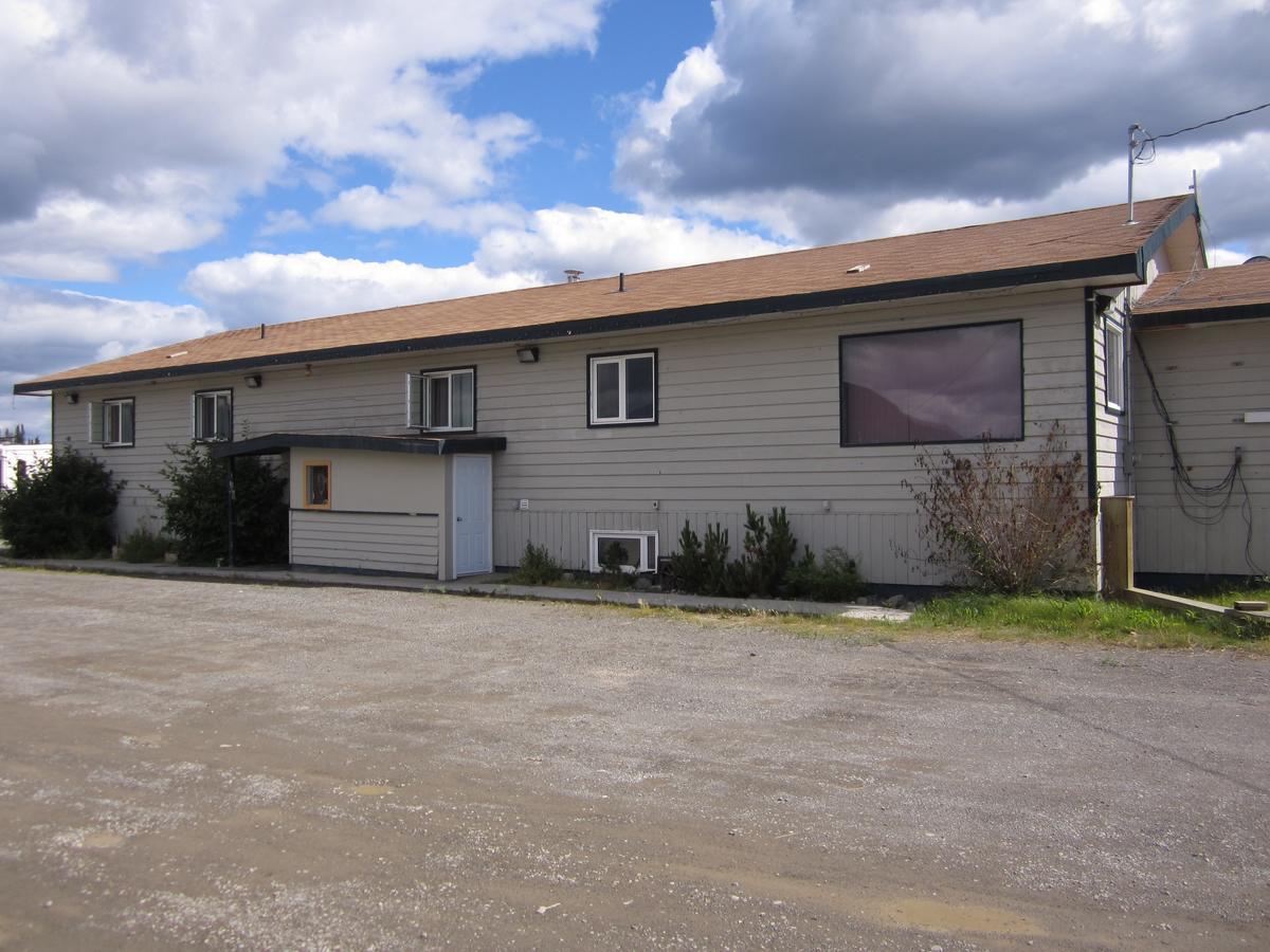 Nisutlin Trading Post Motel Teslin Luaran gambar